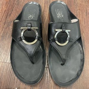 Salvatore Ferragamo black sandals sz39